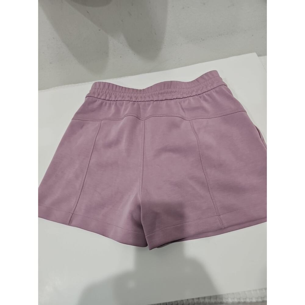 Lululemon Size 8 Nightfall Softstreme High Rise Shorts 4" Athleisure Performance - Picture 5 of 11